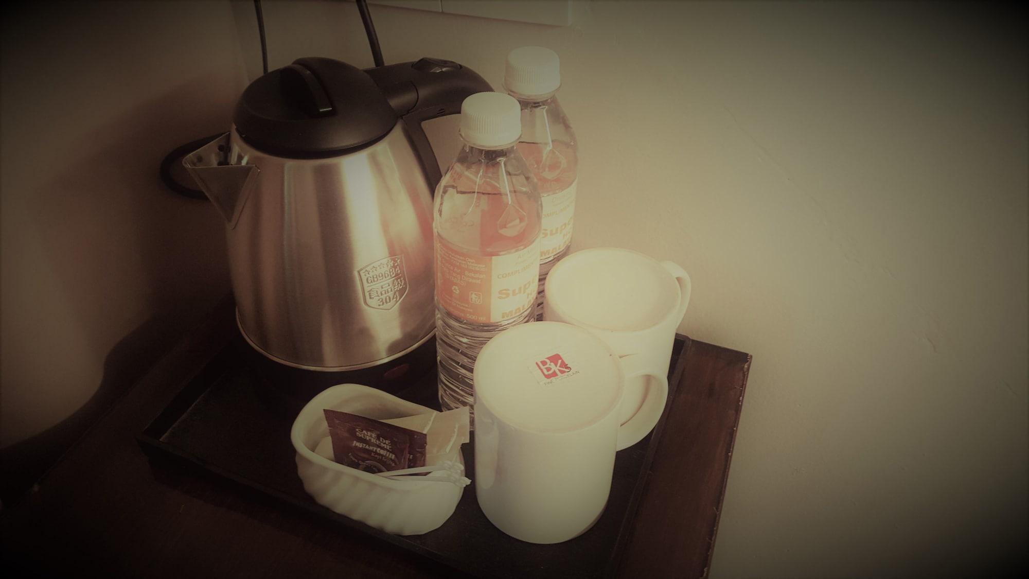 Super 8 @ George Town