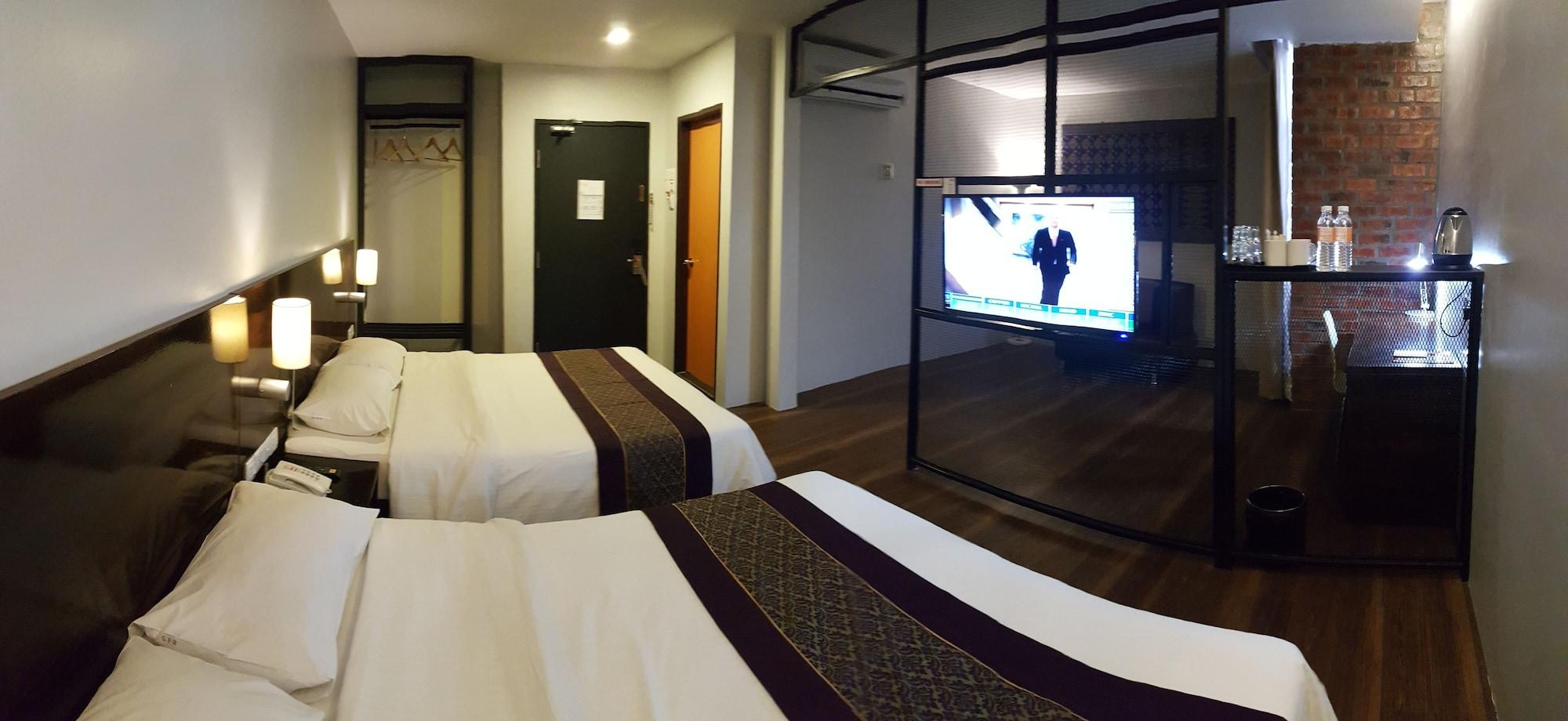 Hotel Super 8 @ 2*