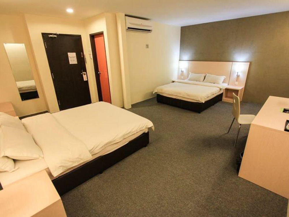 Super 8 @ Hotel George Town